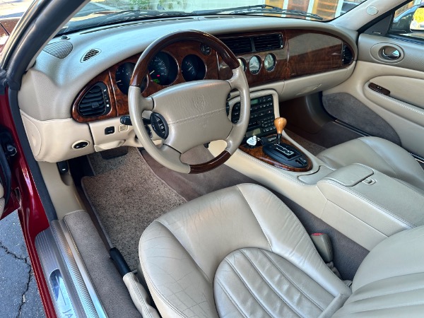 Used-2001-Jaguar-XK-Series-XK8