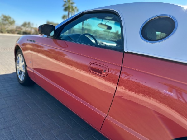 Used-2003-Ford-Thunderbird-Limited-Edition-007
