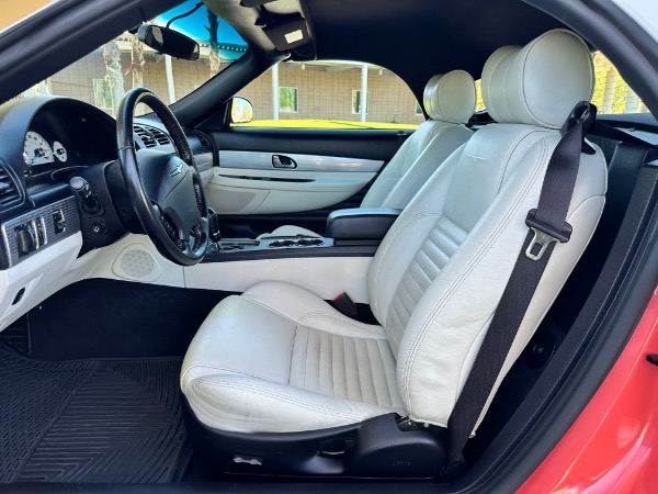 Used-2003-Ford-Thunderbird-Limited-Edition-007