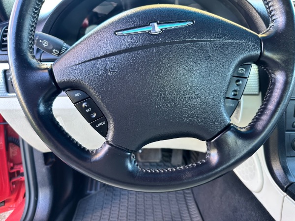 Used-2003-Ford-Thunderbird-Limited-Edition-007