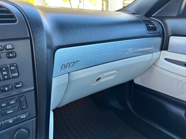 Used-2003-Ford-Thunderbird-Limited-Edition-007