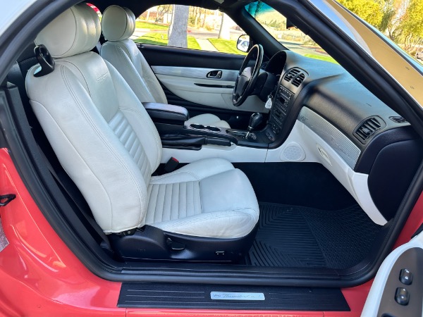 Used-2003-Ford-Thunderbird-Limited-Edition-007