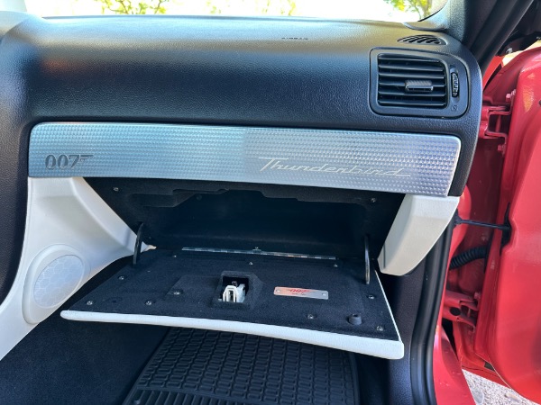Used-2003-Ford-Thunderbird-Limited-Edition-007