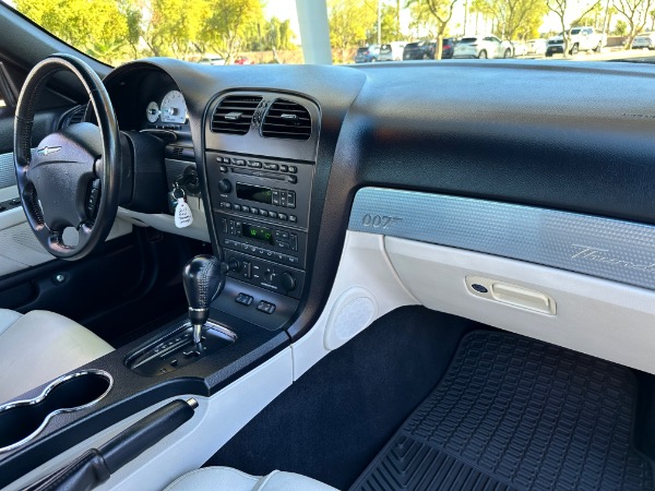 Used-2003-Ford-Thunderbird-Limited-Edition-007