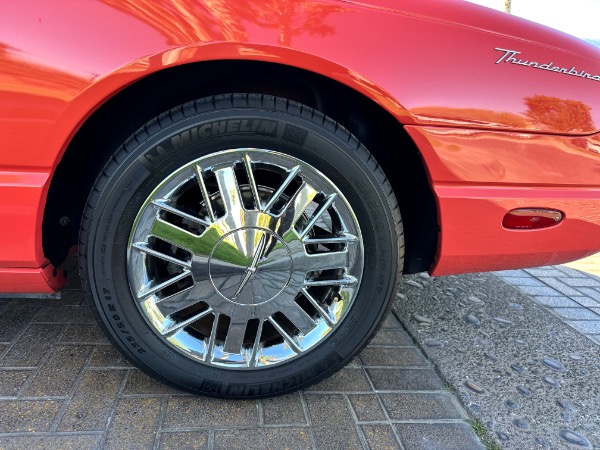 Used-2003-Ford-Thunderbird-Limited-Edition-007