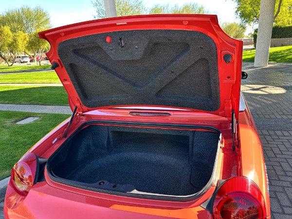 Used-2003-Ford-Thunderbird-Limited-Edition-007