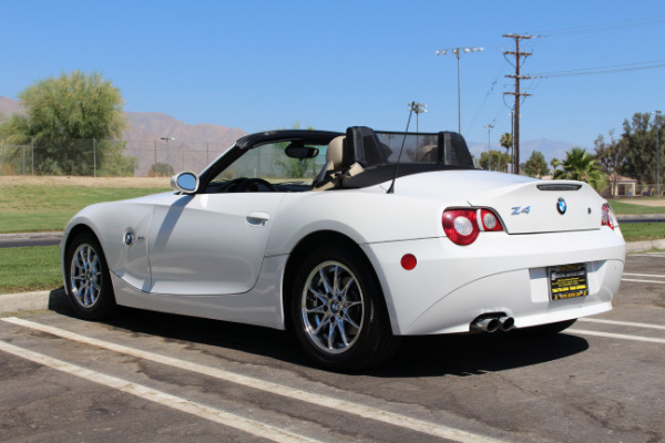 Used-2005-BMW-Z4-25i