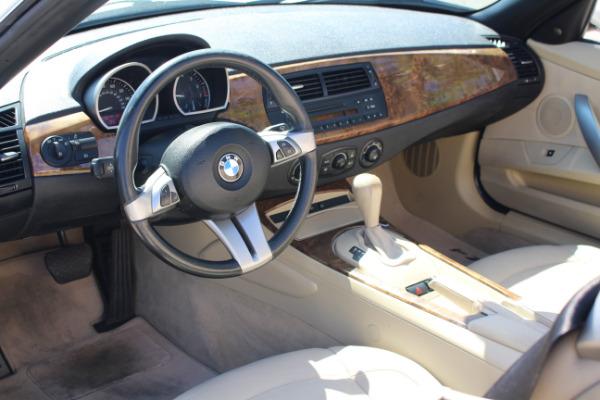 Used-2005-BMW-Z4-25i