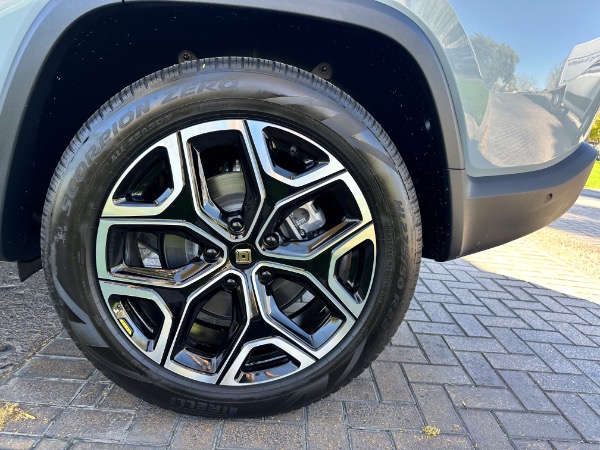 Used-2024-Rivian-R1S-Adventure