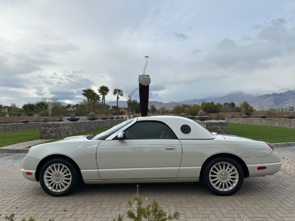 Used-2005-Ford-Thunderbird-50th-Anniversary-Limited-Edition