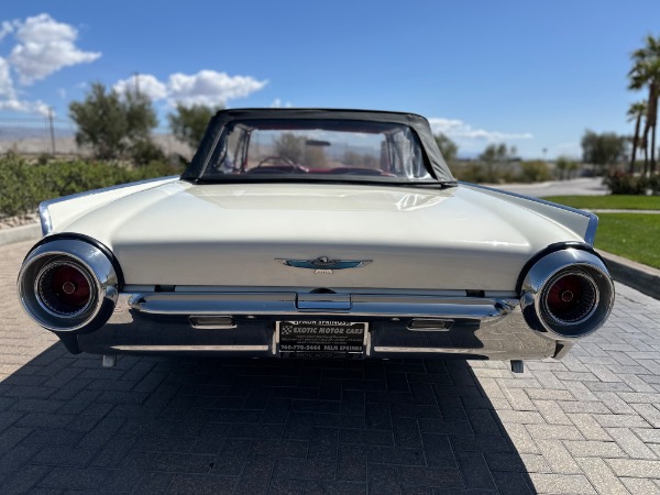 Used-1961-Ford-Thunderbird