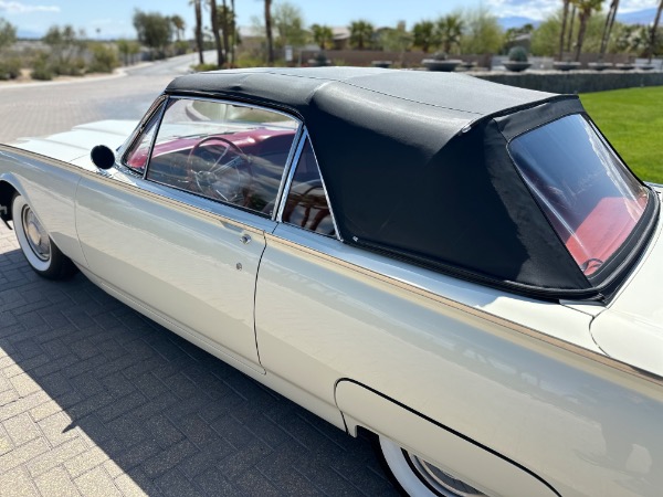 Used-1961-Ford-Thunderbird