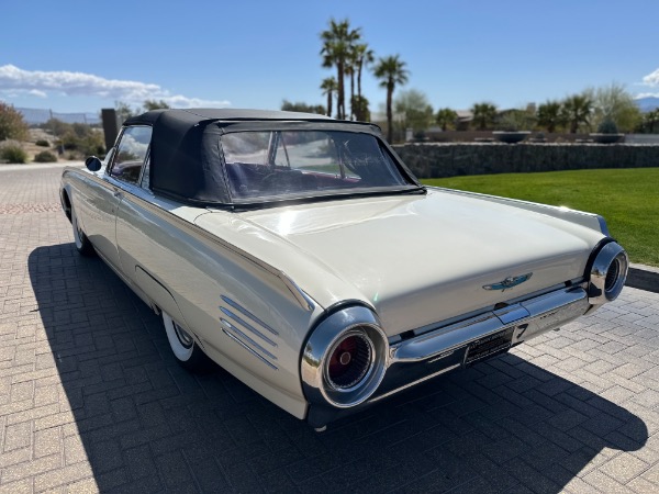 Used-1961-Ford-Thunderbird