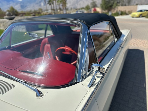 Used-1961-Ford-Thunderbird