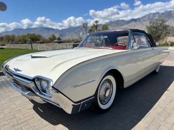 Used-1961-Ford-Thunderbird