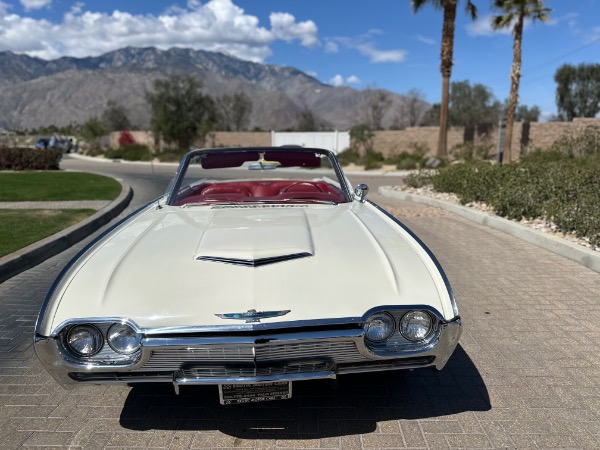 Used-1961-Ford-Thunderbird