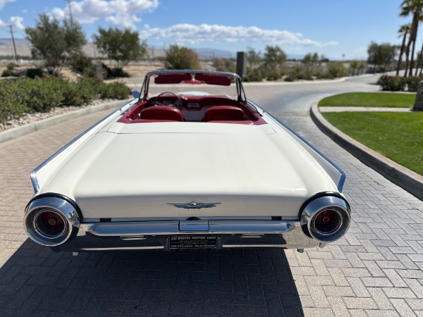 Used-1961-Ford-Thunderbird