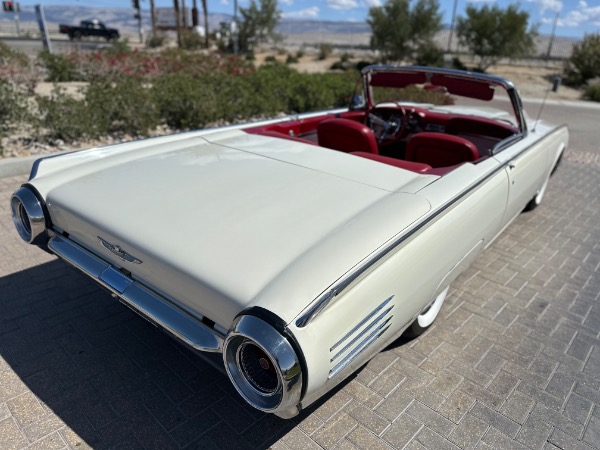 Used-1961-Ford-Thunderbird