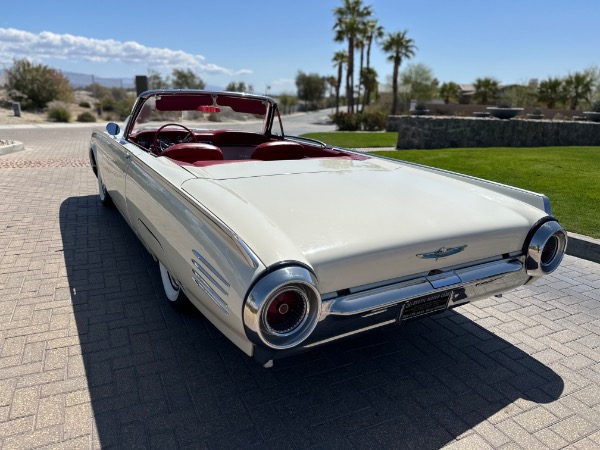 Used-1961-Ford-Thunderbird