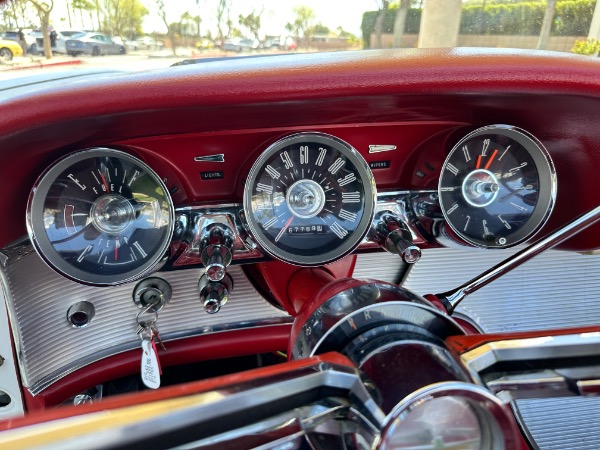 Used-1961-Ford-Thunderbird