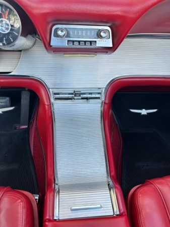 Used-1961-Ford-Thunderbird