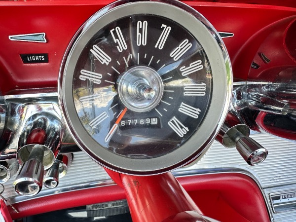 Used-1961-Ford-Thunderbird