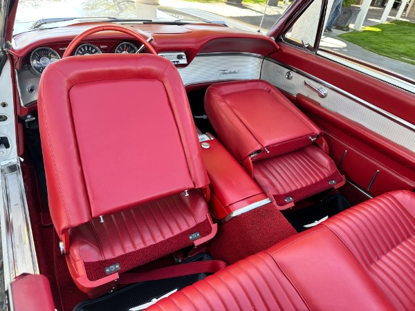 Used-1961-Ford-Thunderbird