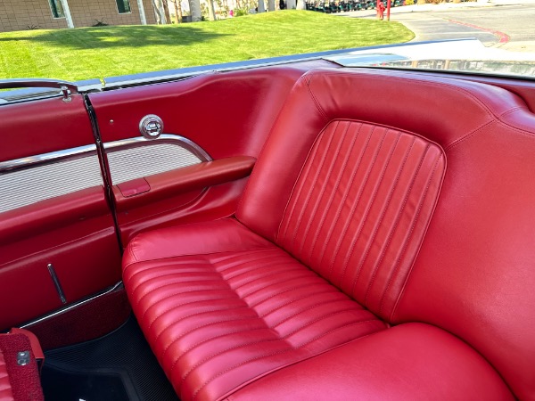 Used-1961-Ford-Thunderbird