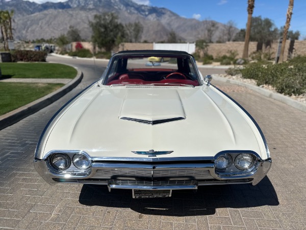 Used-1961-Ford-Thunderbird