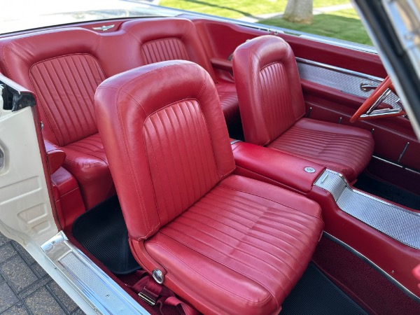 Used-1961-Ford-Thunderbird