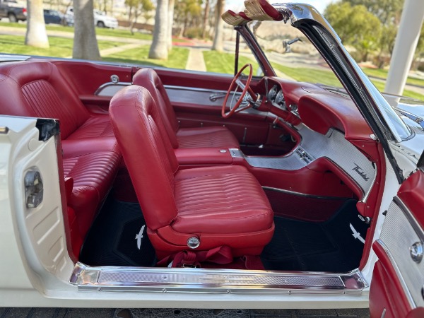 Used-1961-Ford-Thunderbird