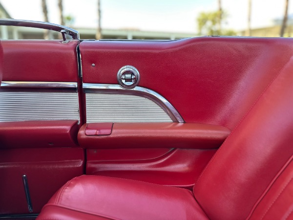 Used-1961-Ford-Thunderbird