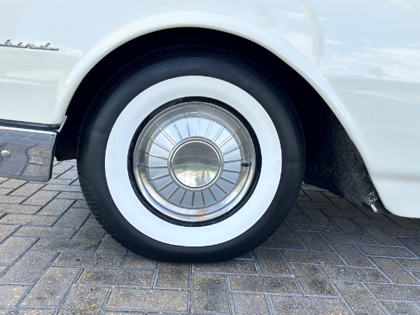 Used-1961-Ford-Thunderbird