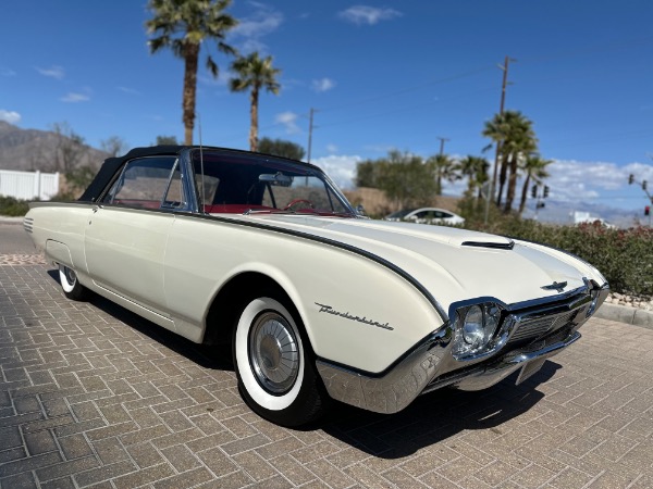 Used-1961-Ford-Thunderbird