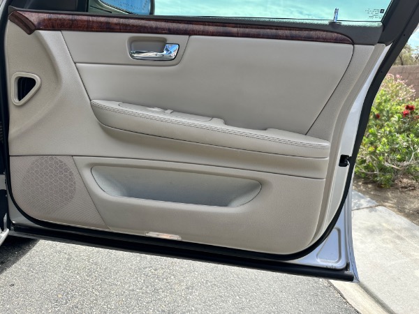 Used-2006-Cadillac-DTS