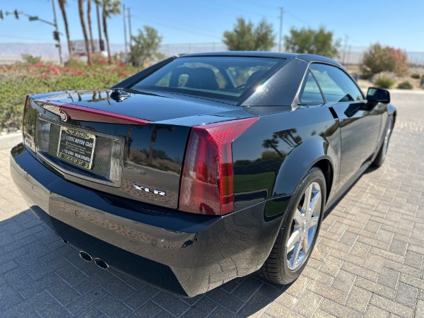 Used-2005-Cadillac-XLR
