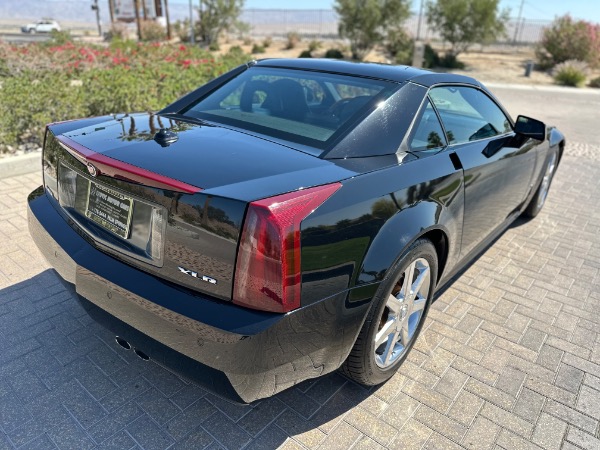 Used-2005-Cadillac-XLR