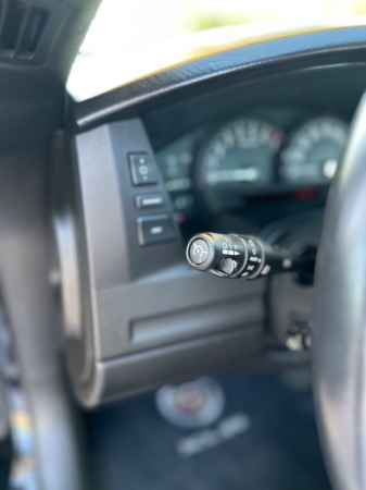 Used-2005-Cadillac-XLR