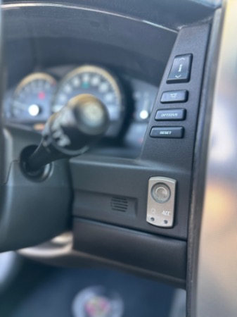 Used-2005-Cadillac-XLR