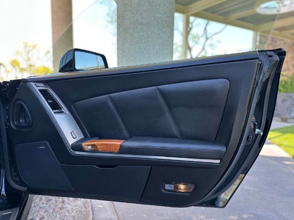 Used-2005-Cadillac-XLR