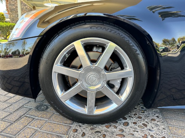 Used-2005-Cadillac-XLR