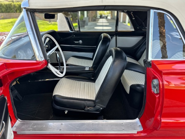 Used-1959-Ford-Thunderbird