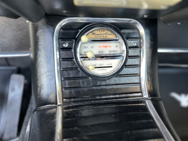 Used-1959-Ford-Thunderbird