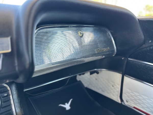 Used-1959-Ford-Thunderbird