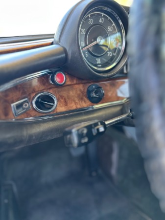 Used-1970-Mercedes-Benz-280SE