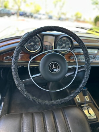 Used-1970-Mercedes-Benz-280SE