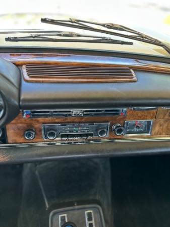 Used-1970-Mercedes-Benz-280SE