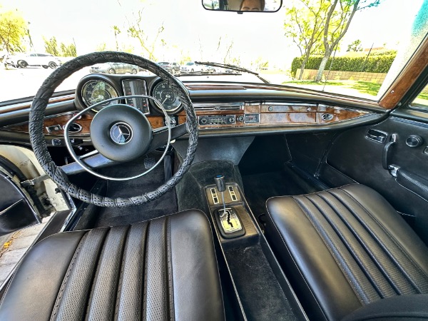 Used-1970-Mercedes-Benz-280SE