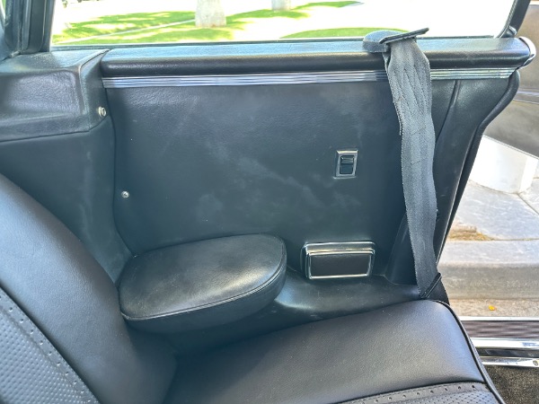 Used-1970-Mercedes-Benz-280SE