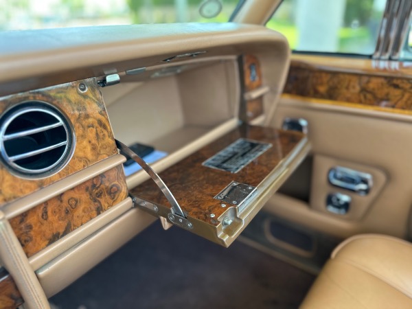 Used-1989-Rolls-Royce-Corniche